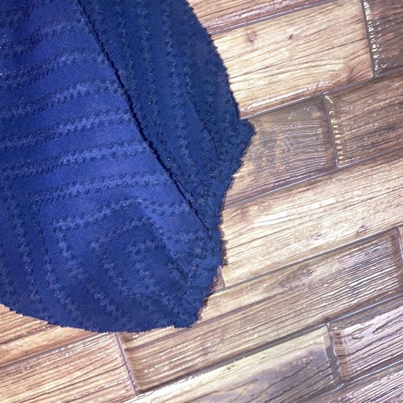 ECLAIR NWT Sheer Chevron Pattern Navy Blue Blouse Large - Picture 4 of 13